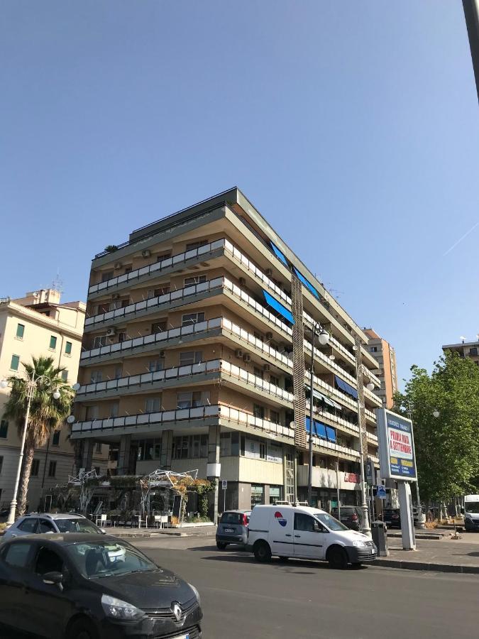 Casa Vacanza Brezza Di Maestrale サレルノ エクステリア 写真