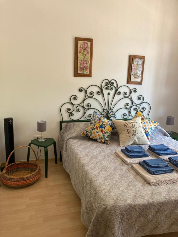 Casa Vacanza Brezza Di Maestrale サレルノ エクステリア 写真